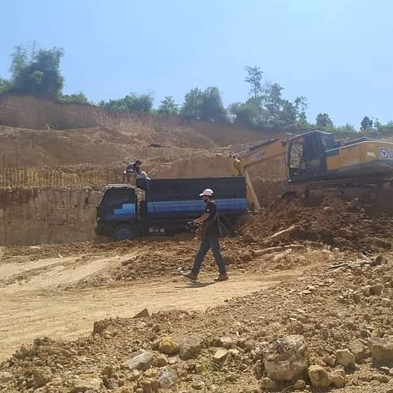 Proyek Alat Berat 4